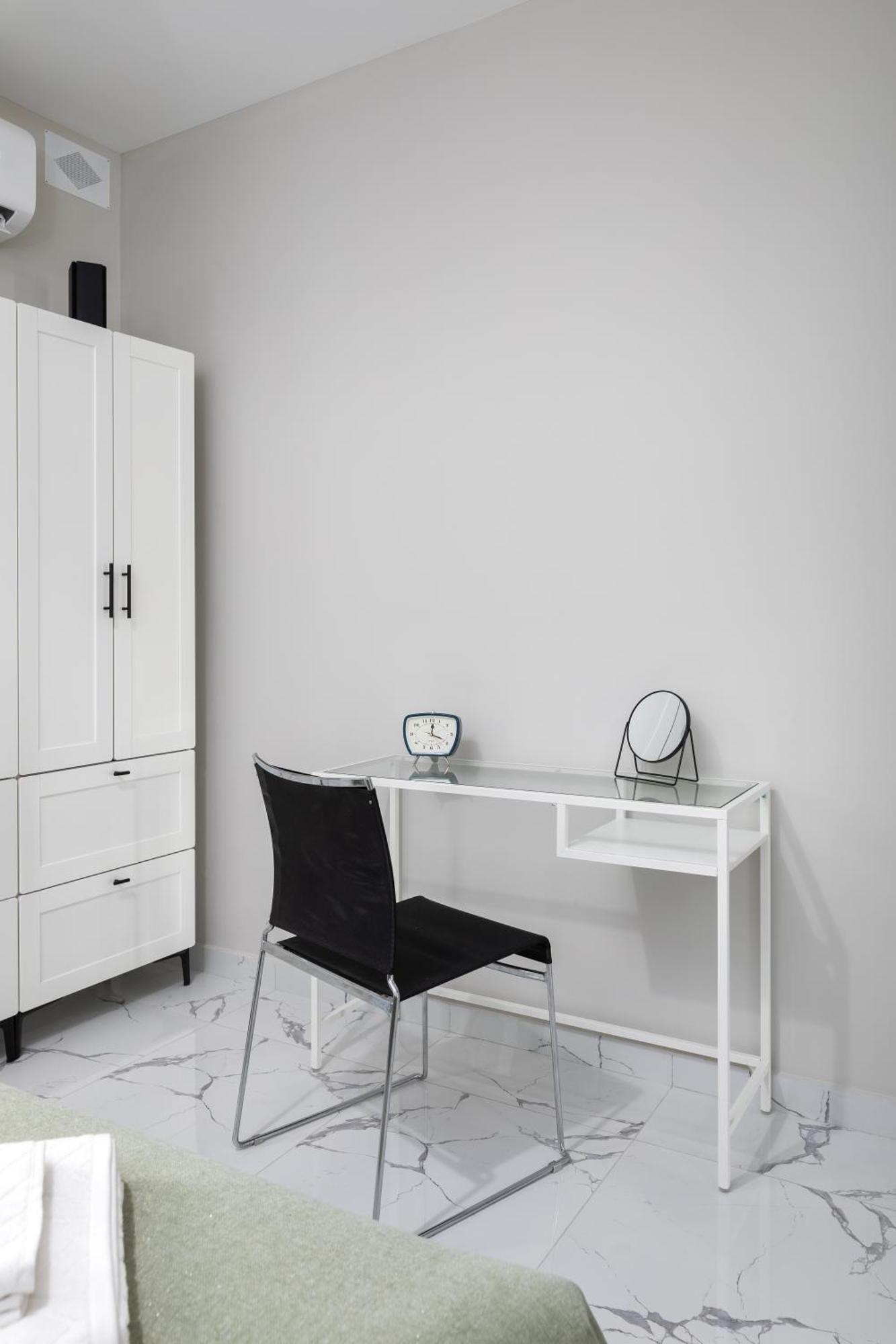 Modern 2Br Cosy Apartment With Large Terrace - Close To Manoel Island & Tigne Shopping Mall Sliema Eksteriør bilde