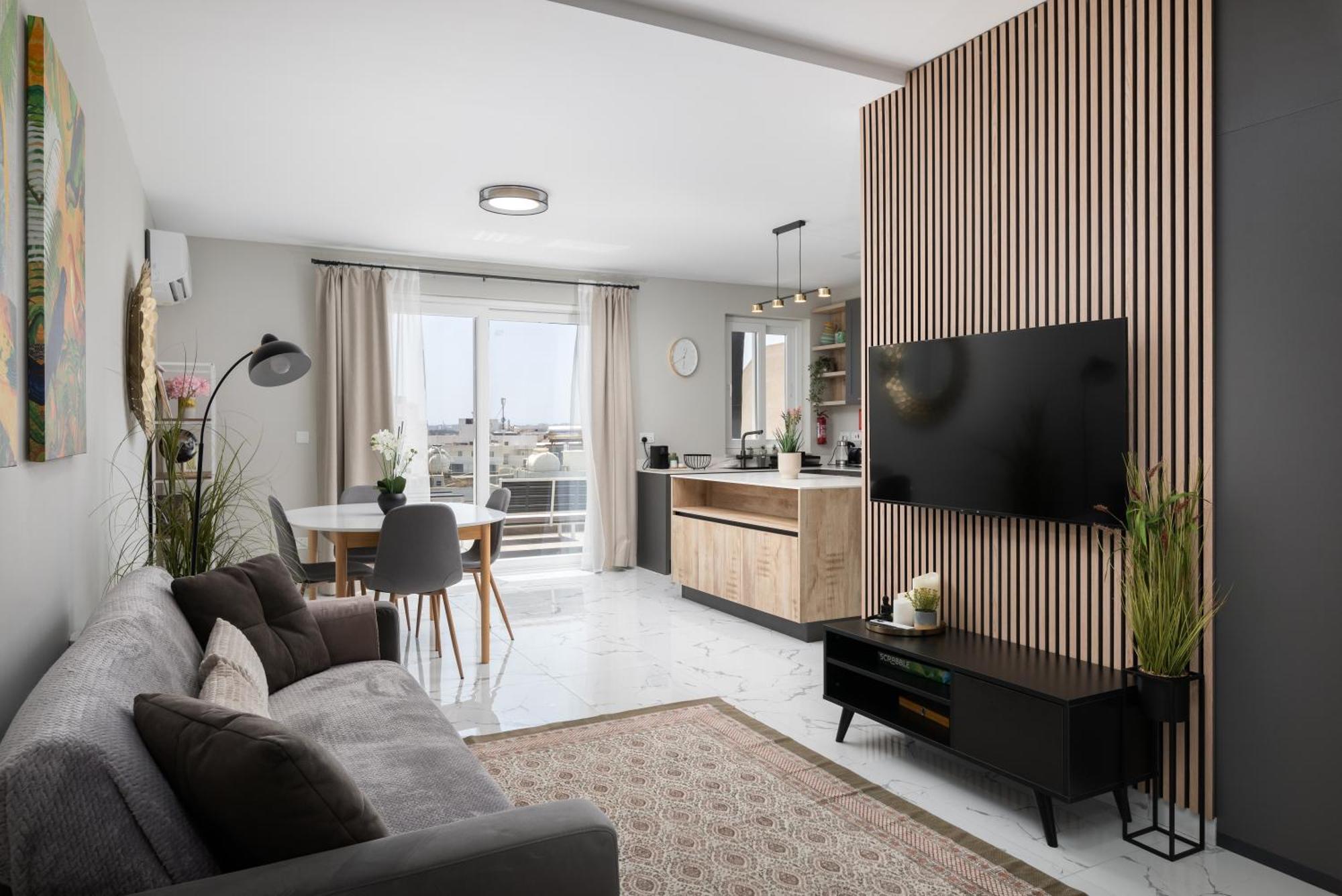 Modern 2Br Cosy Apartment With Large Terrace - Close To Manoel Island & Tigne Shopping Mall Sliema Eksteriør bilde